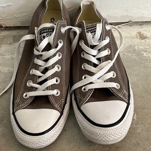 Gray Converse 7.5